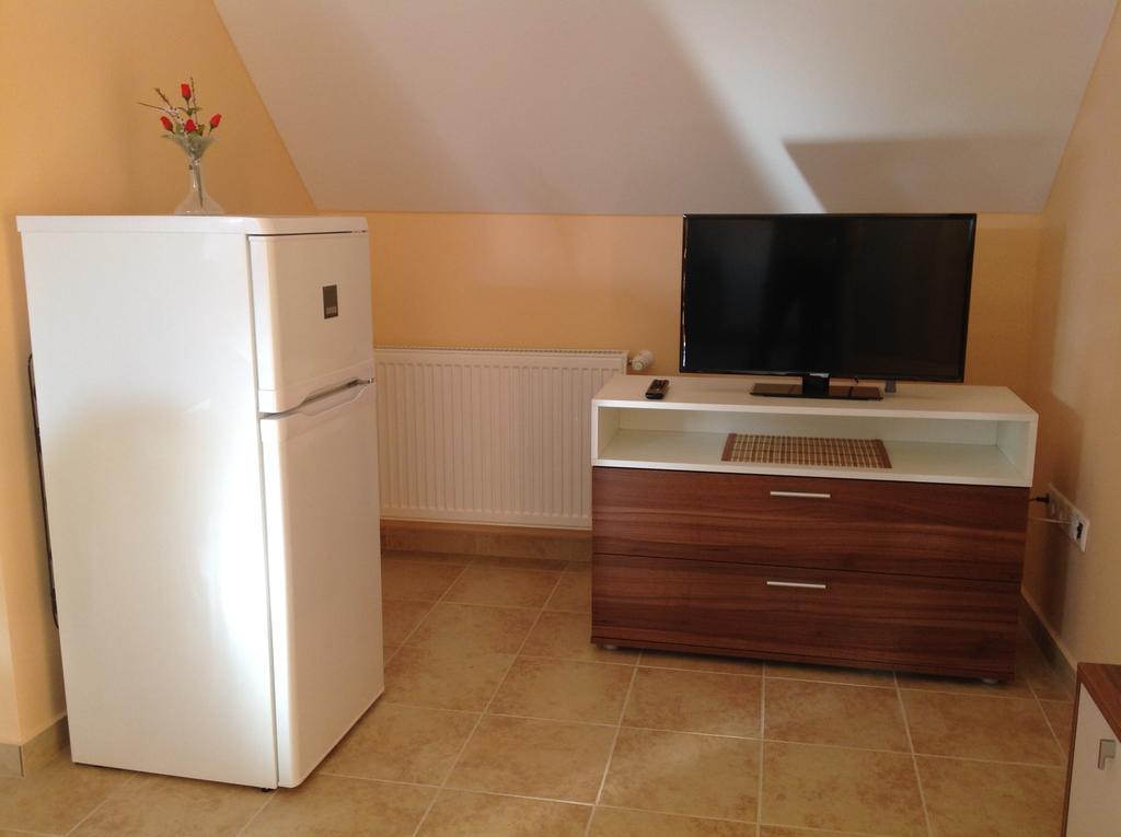 מלון Hévíz Attila Apartmanhaz חדר תמונה